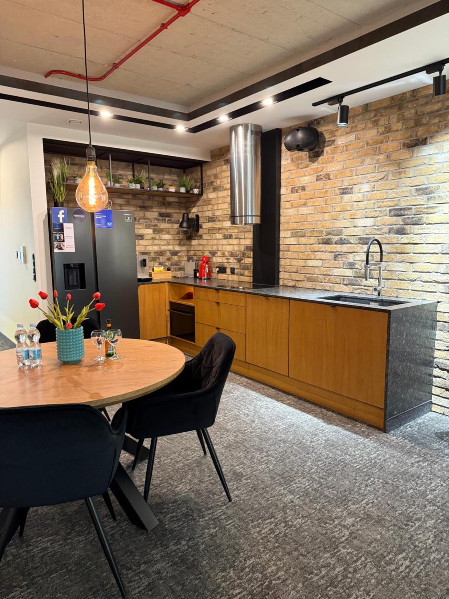 Apartament Aleja Wolnosci نوفة ساونج المظهر الخارجي الصورة